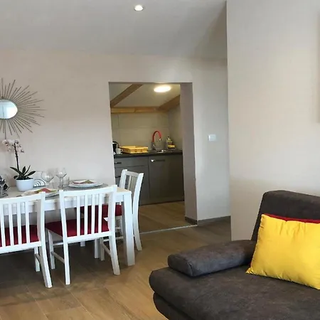 One Bedroom With Terrace Apartmán