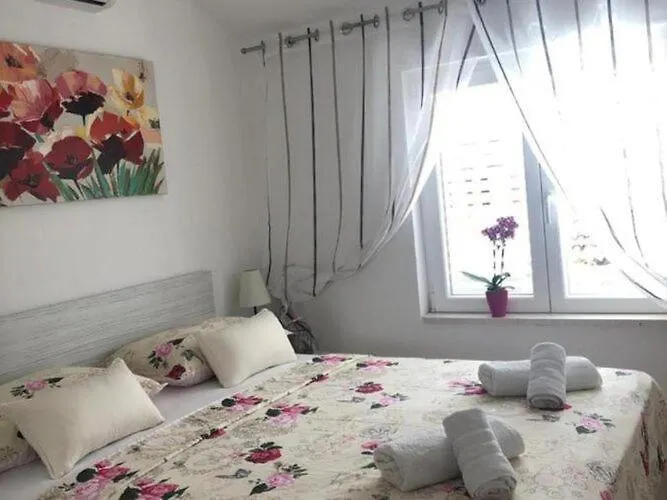 One Bedroom With Terrace Apartament Dubrownik
