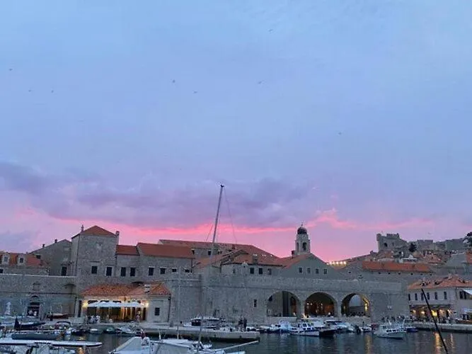 Lejlighed One Bedroom With Terrace Dubrovnik