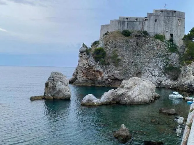 Lejlighed One Bedroom With Terrace